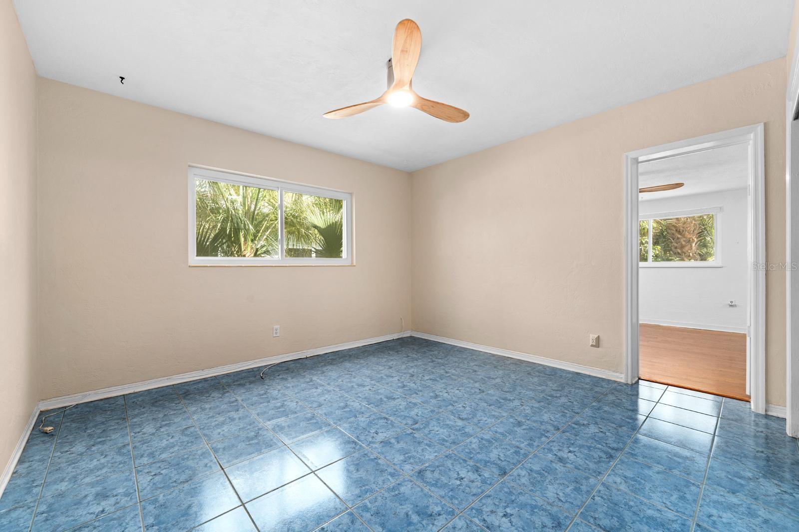 Image 19 of 29 For 2238 Calexico Way S