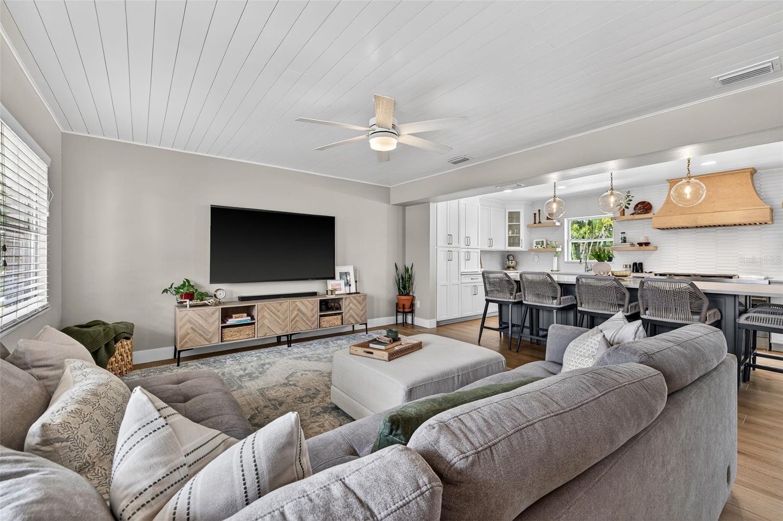 Image 15 of 62 For 4626 Bay Crest Drive