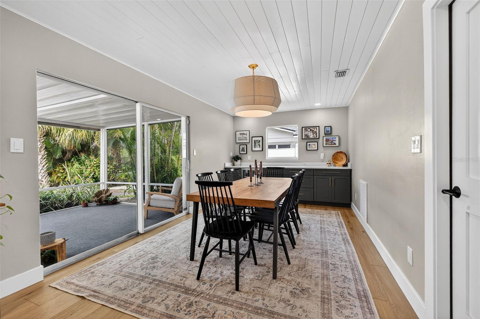 Image 19 of 62 For 4626 Bay Crest Drive