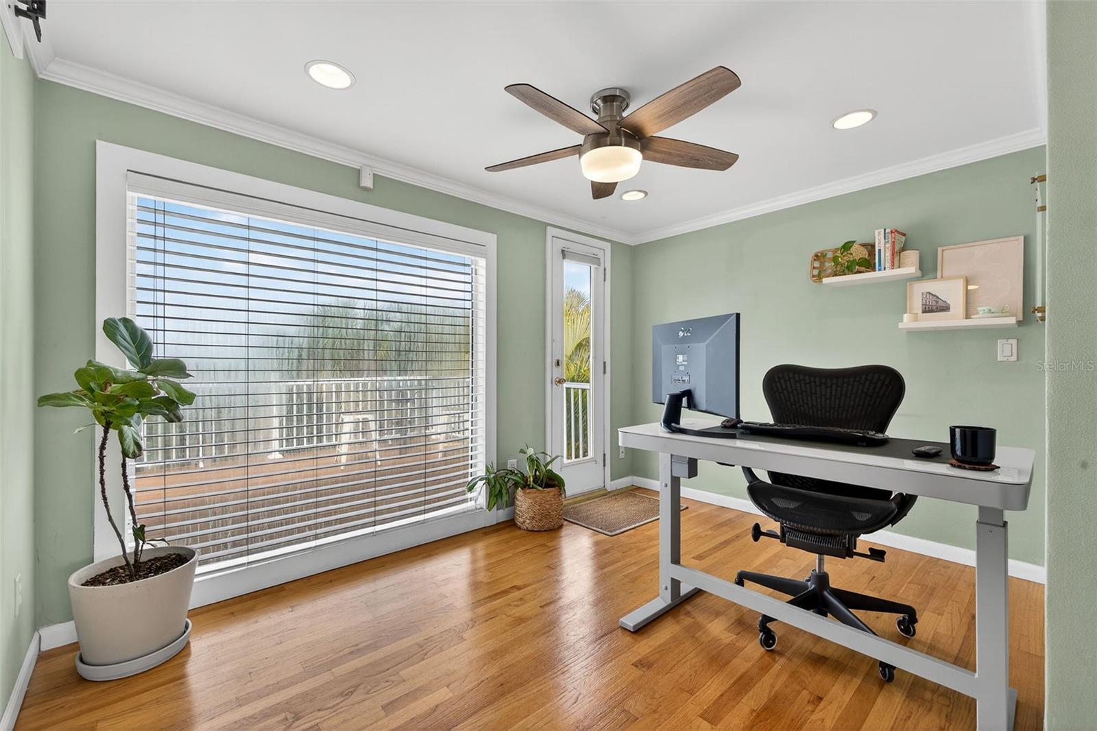 Image 26 of 62 For 4626 Bay Crest Drive