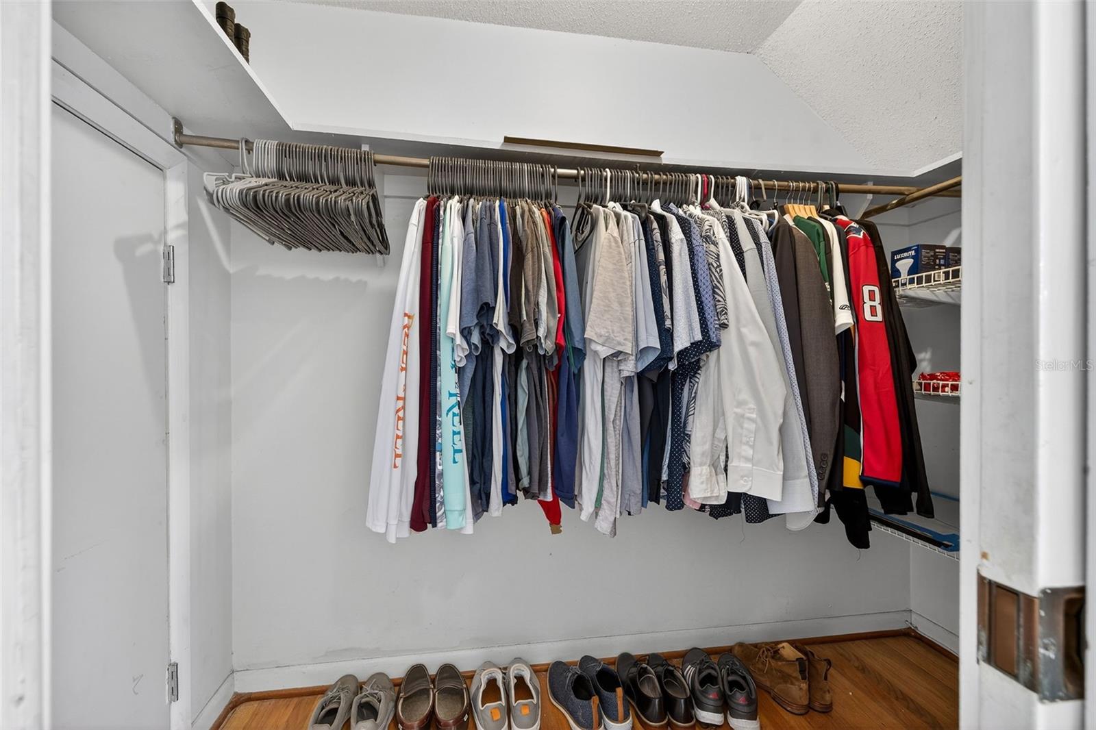 Image 32 of 62 For 4626 Bay Crest Drive