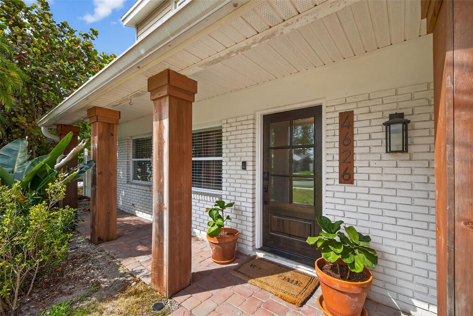 Image 4 of 62 For 4626 Bay Crest Drive