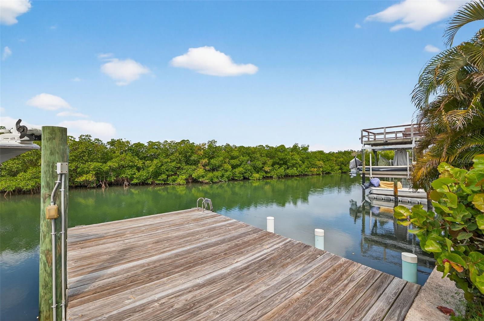 Image 50 of 62 For 4626 Bay Crest Drive