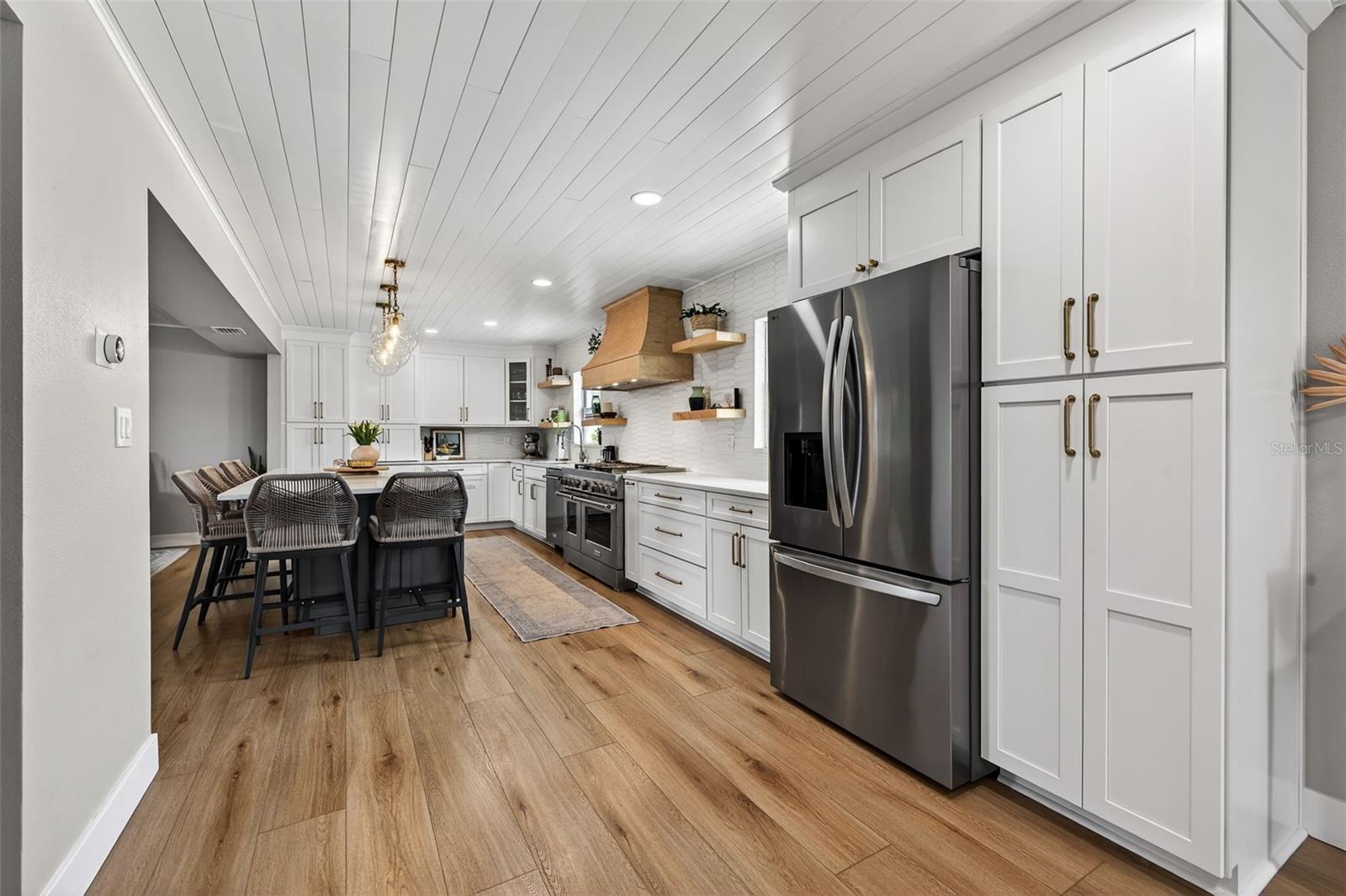 Image 7 of 62 For 4626 Bay Crest Drive