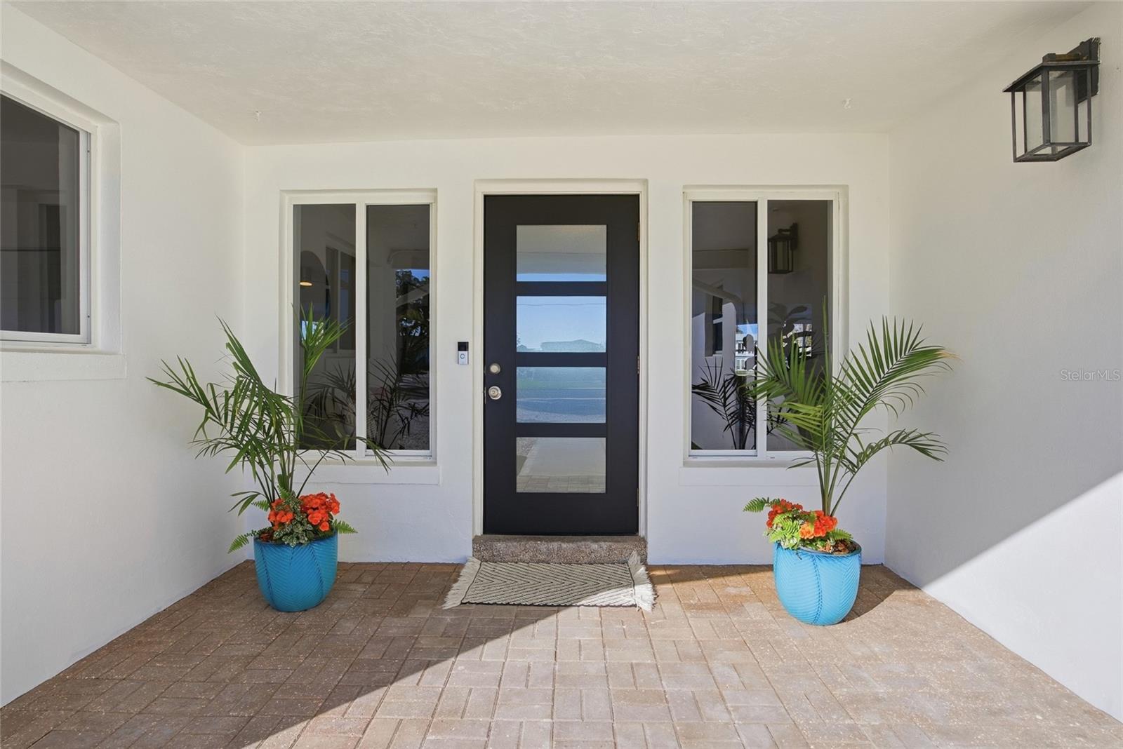 Listing photo id 8 for 16113 5th Street E