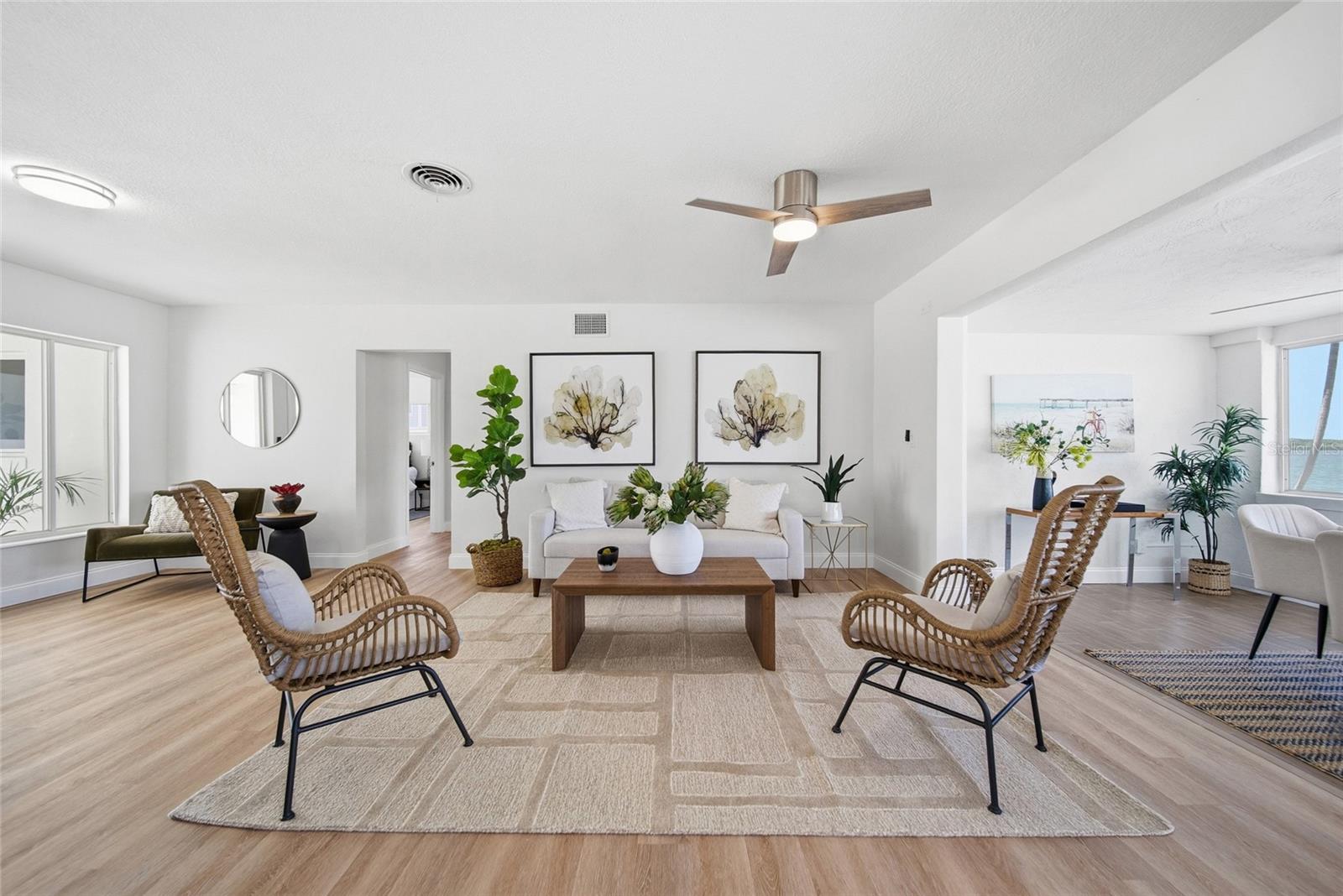 Listing photo id 13 for 16113 5th Street E