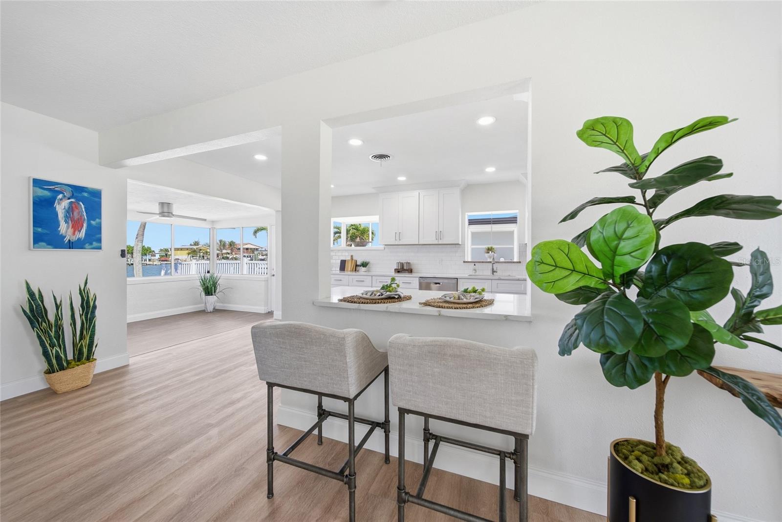 Listing photo id 19 for 16113 5th Street E