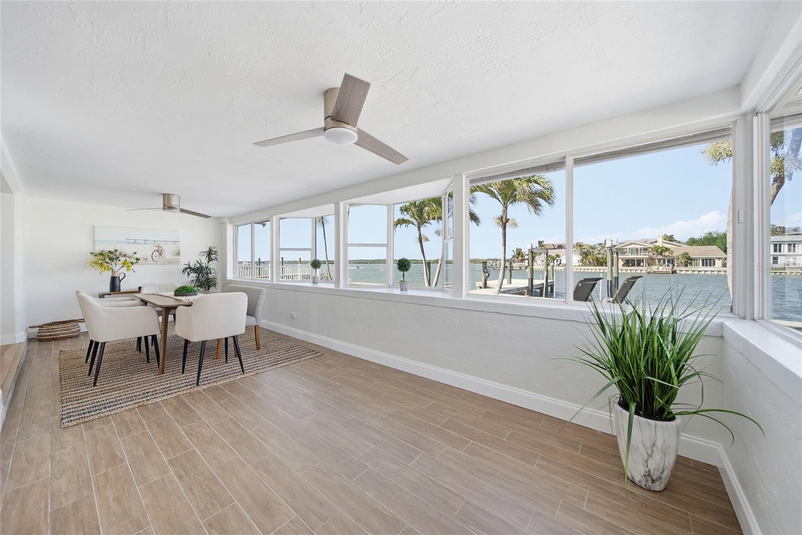 Listing photo id 22 for 16113 5th Street E