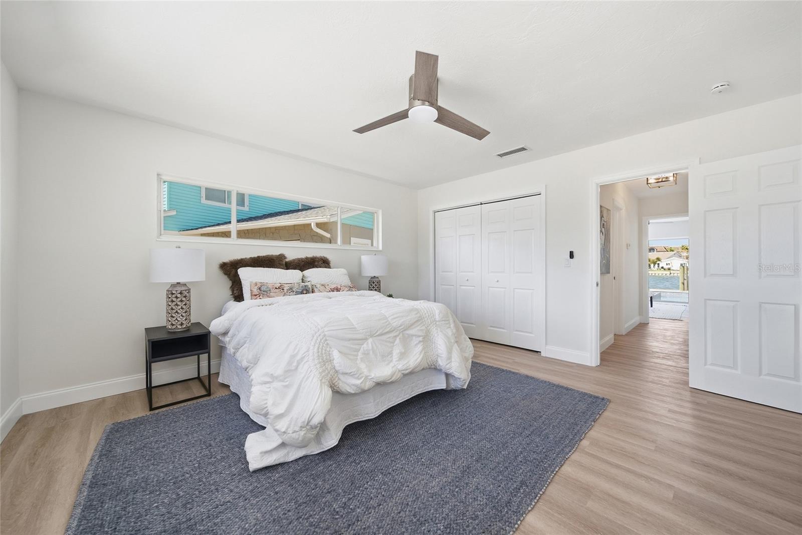 Listing photo id 34 for 16113 5th Street E