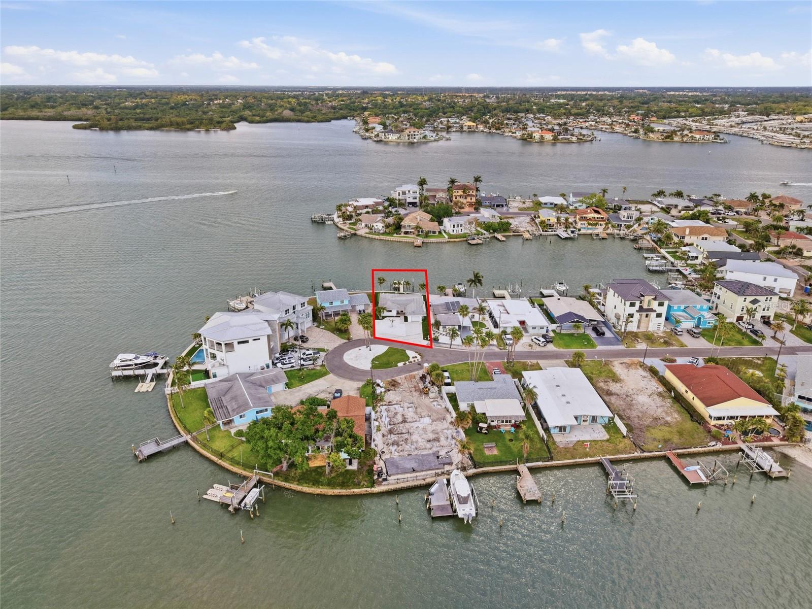 Listing photo id 46 for 16113 5th Street E