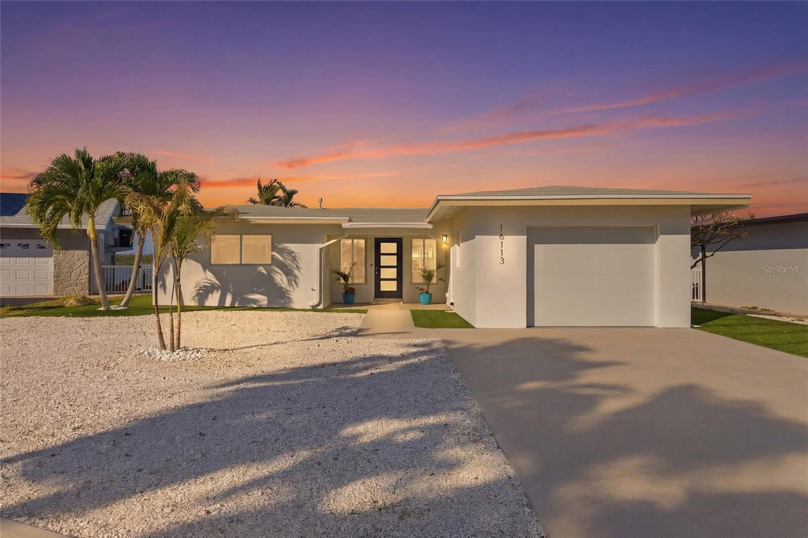 Listing photo id 51 for 16113 5th Street E