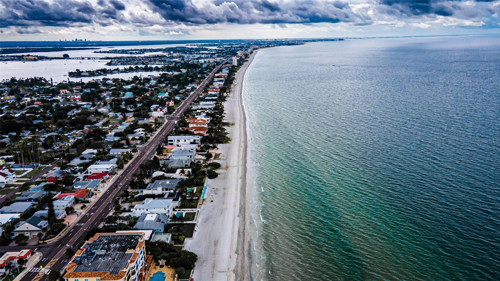 Listing photo id 57 for 16113 5th Street E