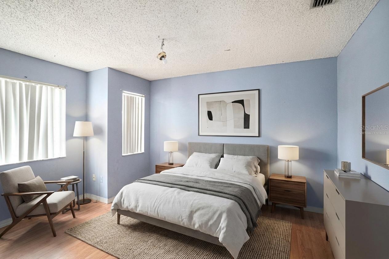 Image 14 of 32 For 739 Burlwood Street