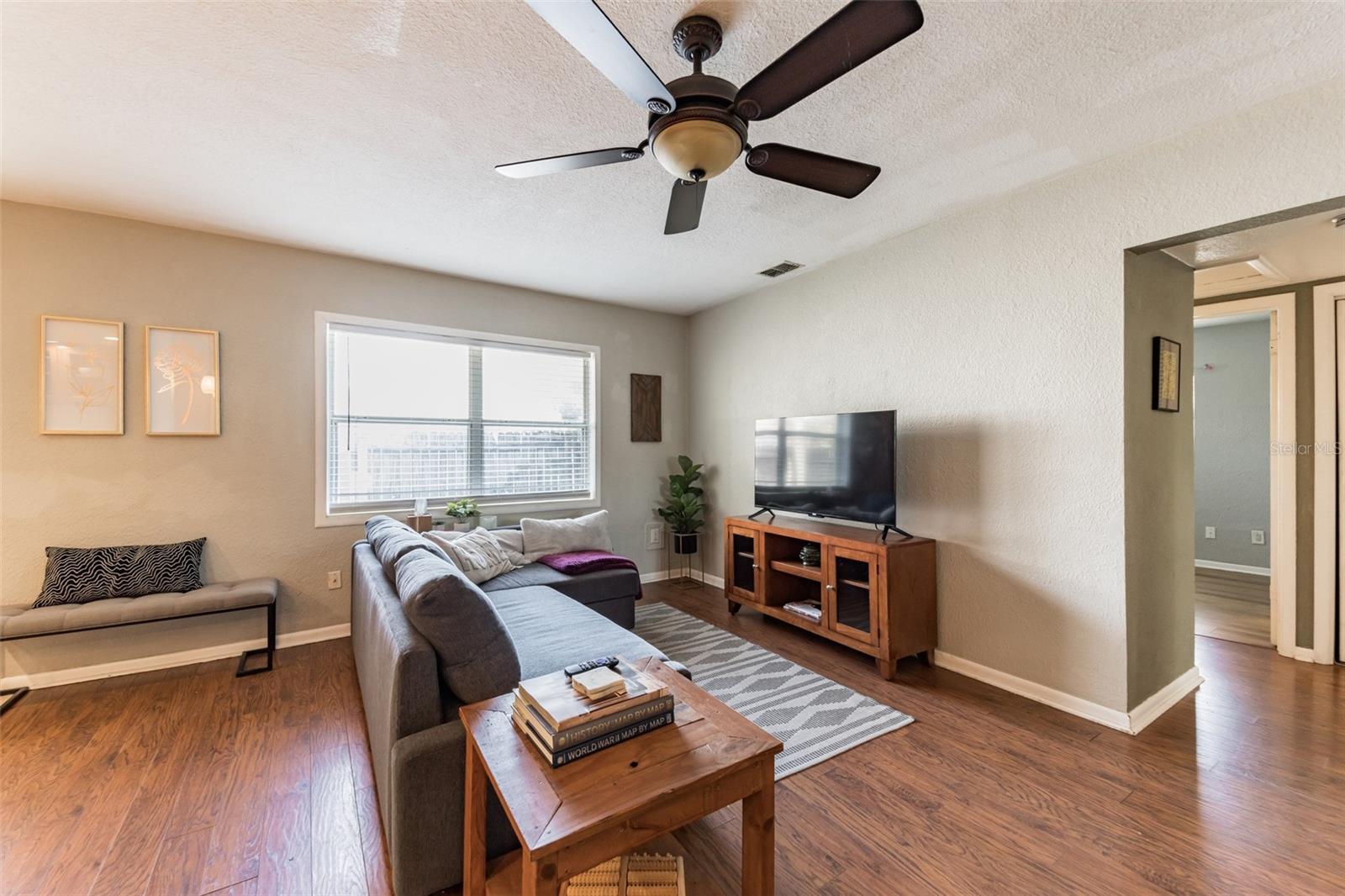 Image 11 of 33 For 418 Lebeau Street