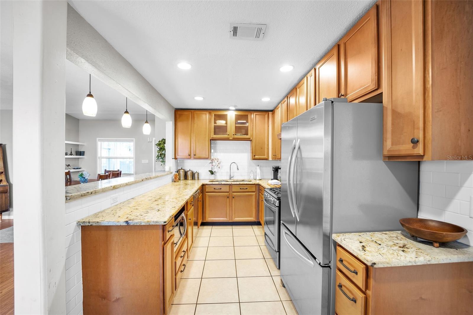 Image 14 of 33 For 418 Lebeau Street