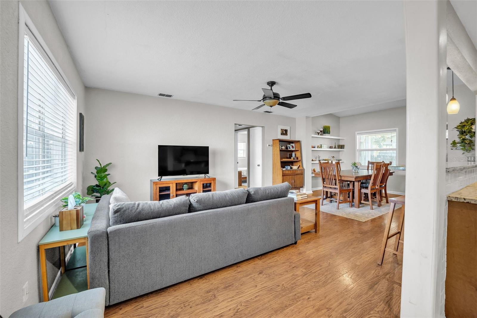 Image 22 of 33 For 418 Lebeau Street