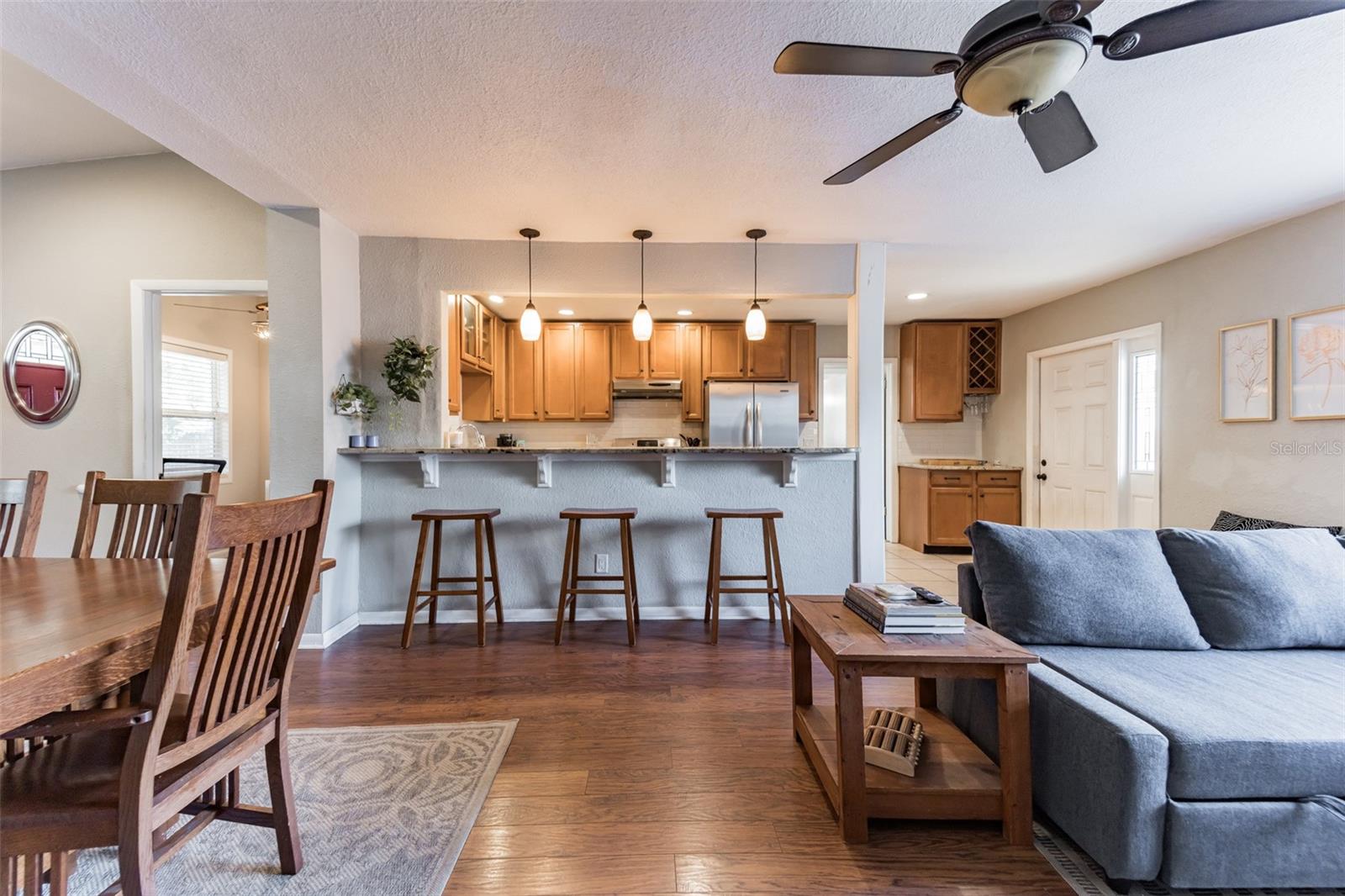 Image 23 of 33 For 418 Lebeau Street