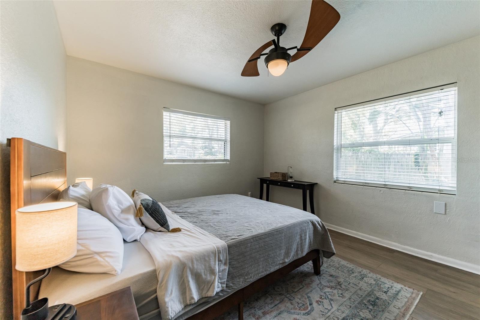 Image 28 of 33 For 418 Lebeau Street