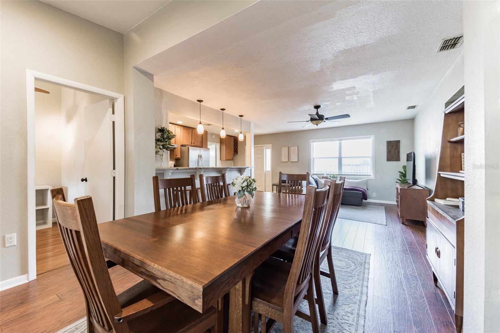 Image 7 of 33 For 418 Lebeau Street