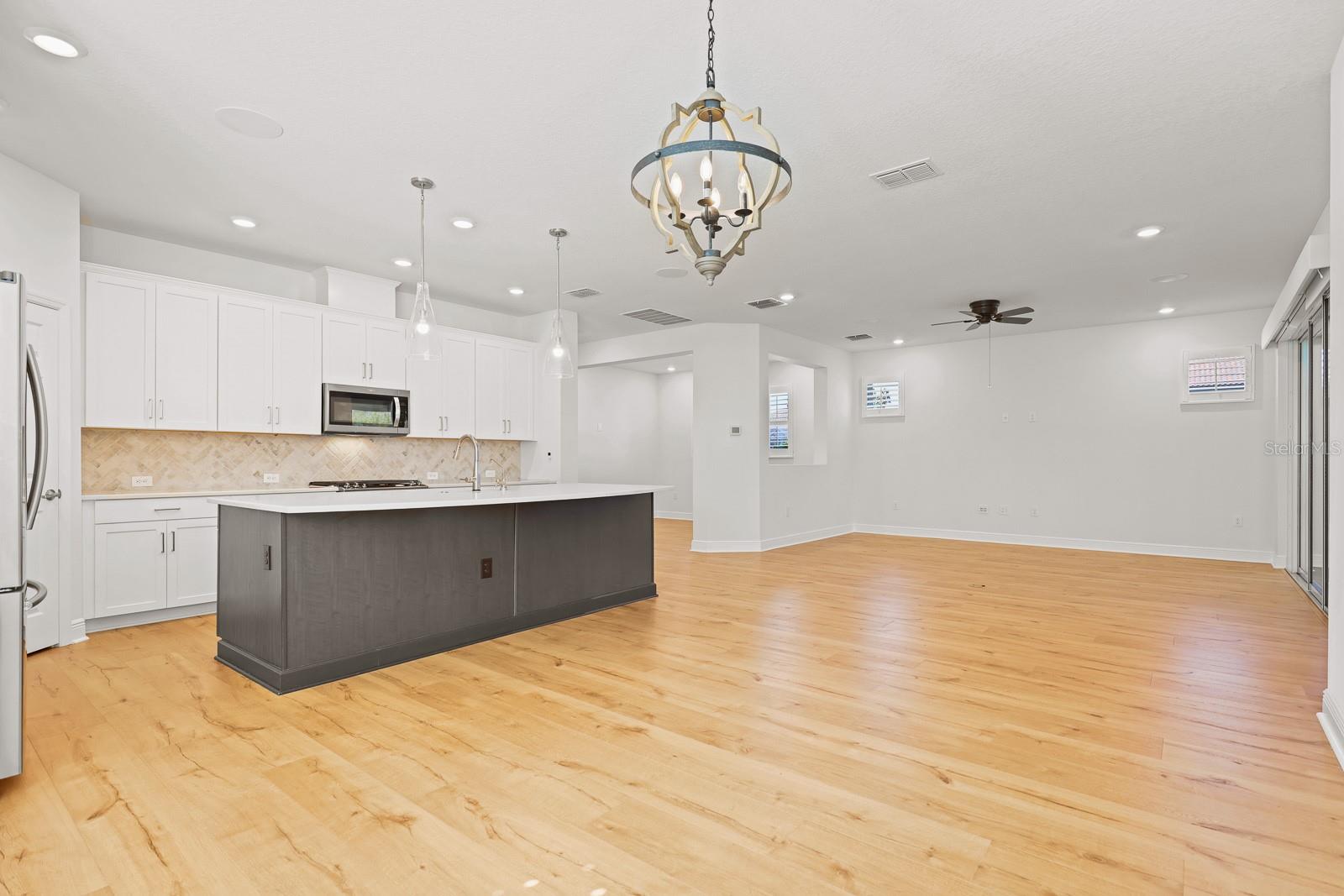 Image 10 of 43 For 13928 Natures Reserve Drive