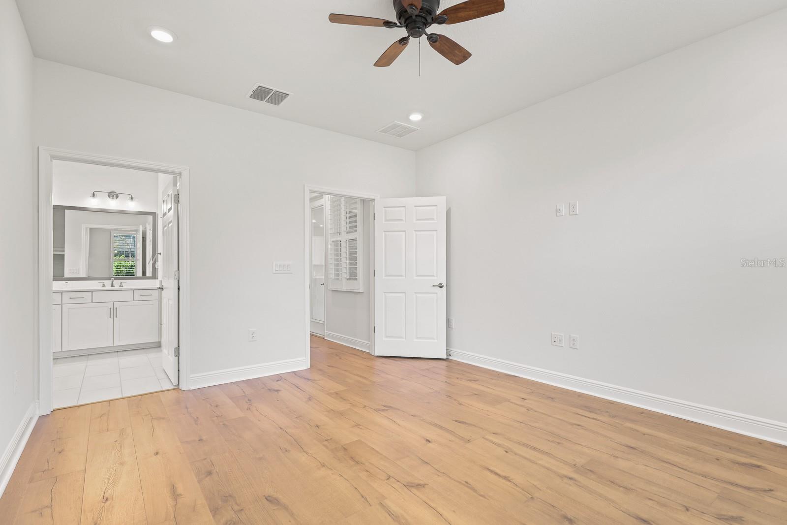 Image 18 of 43 For 13928 Natures Reserve Drive