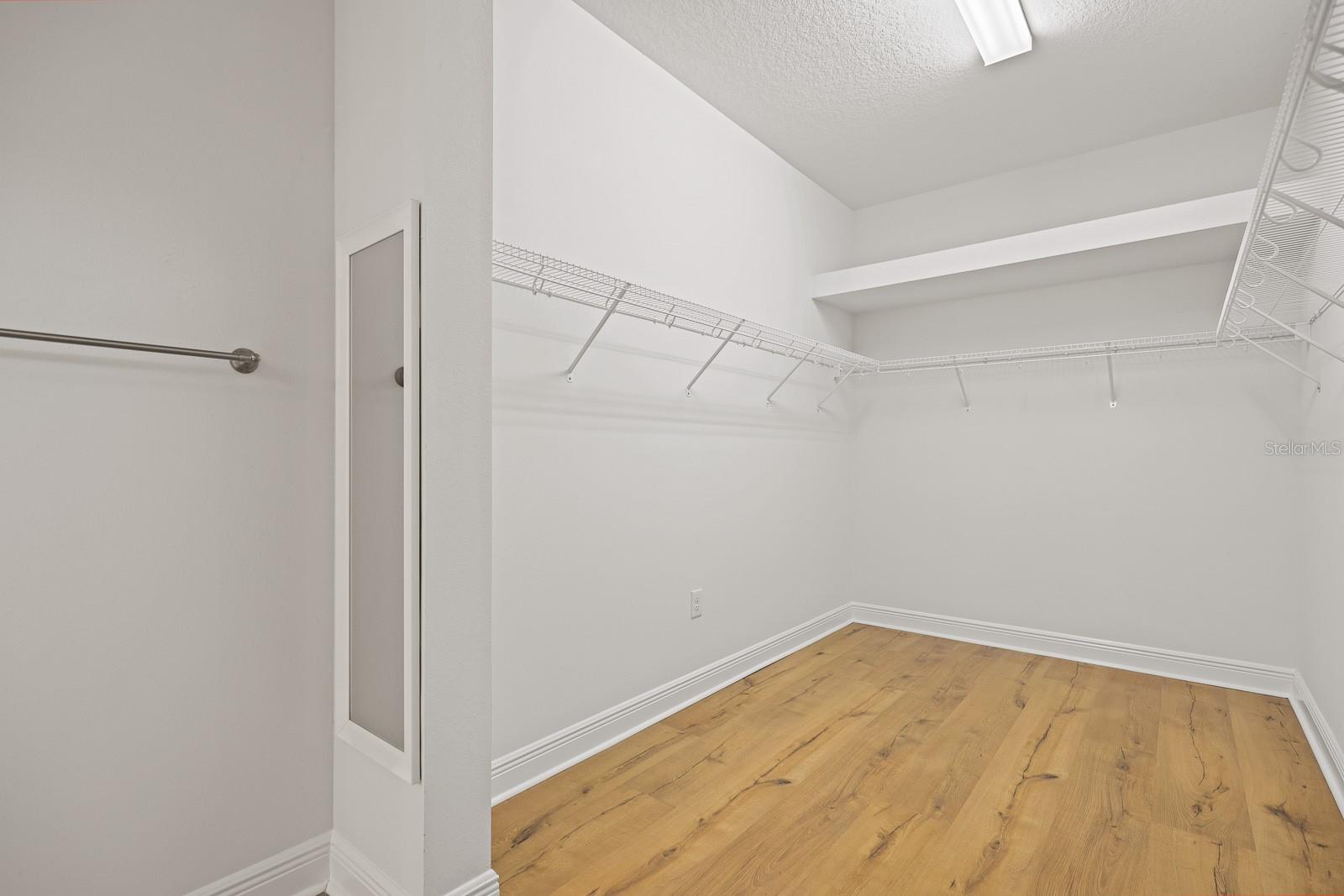 Image 22 of 43 For 13928 Natures Reserve Drive