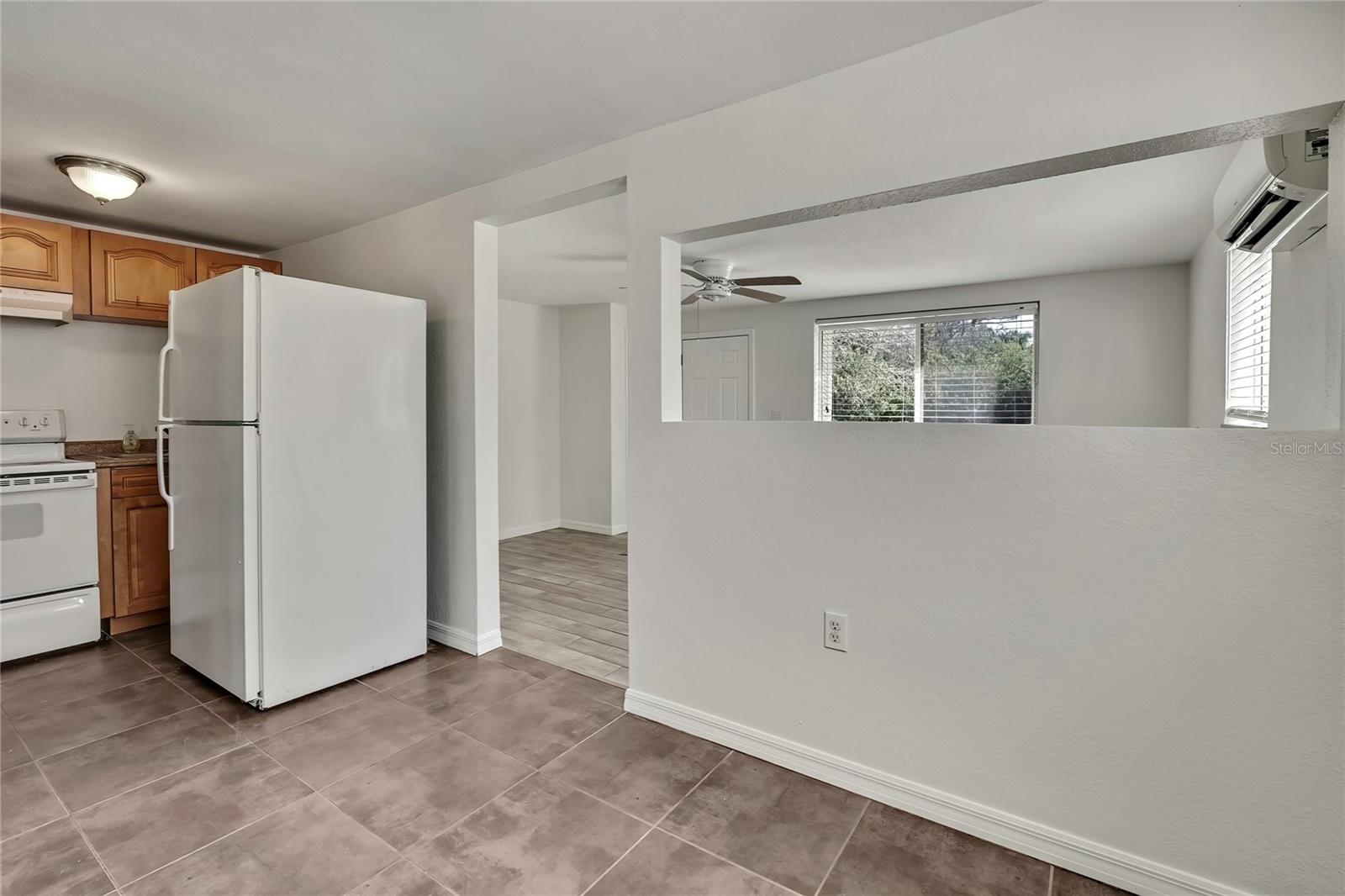 Image 13 of 75 For 12527 1st Isle