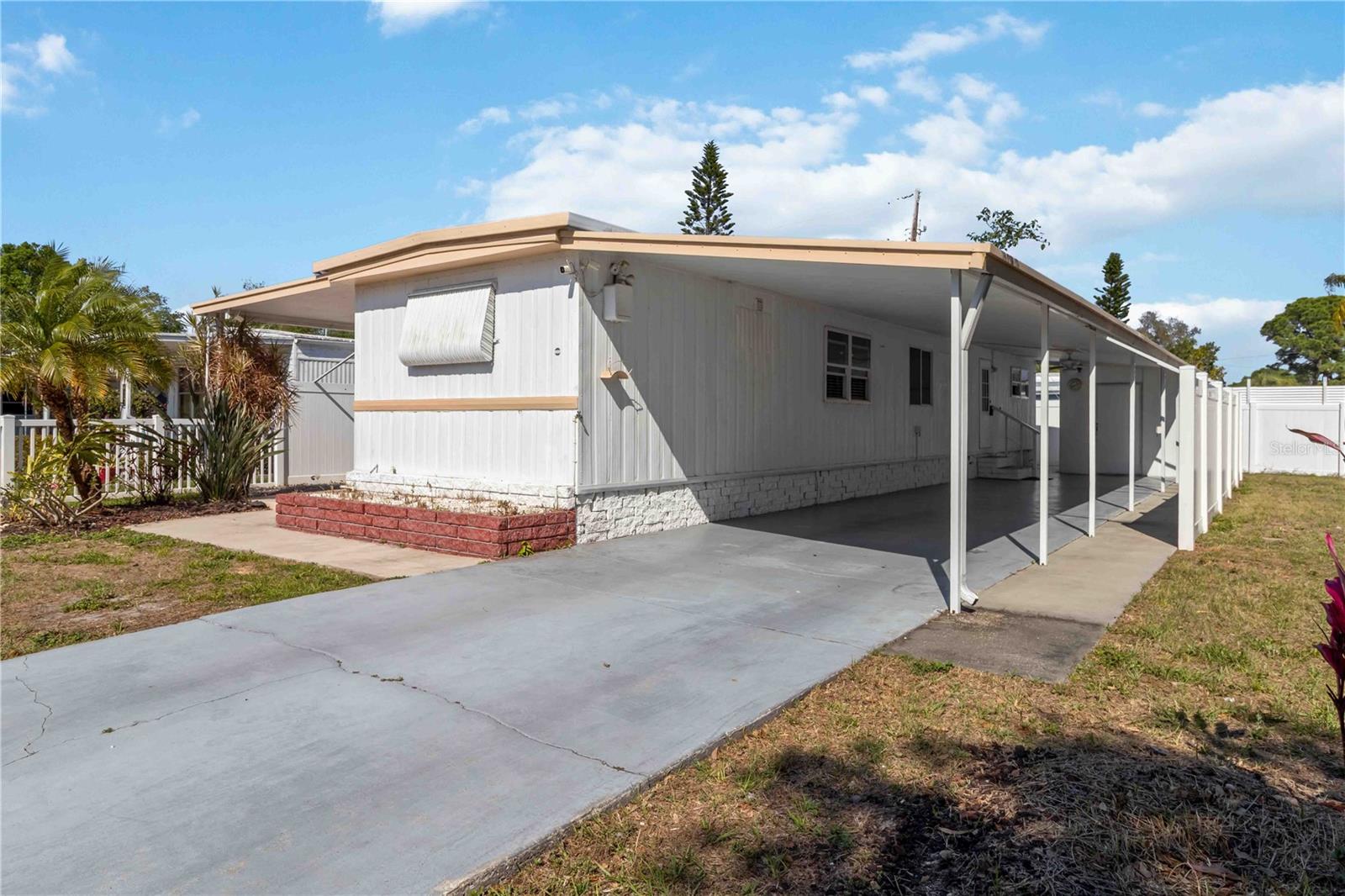 Image 3 of 20 For 5203 Pine Street N