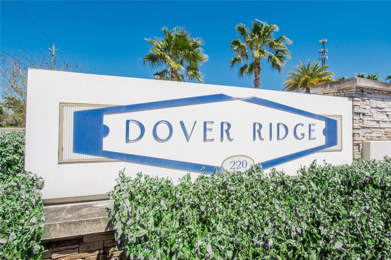 Image 3 of 40 For 214 English Channel Place