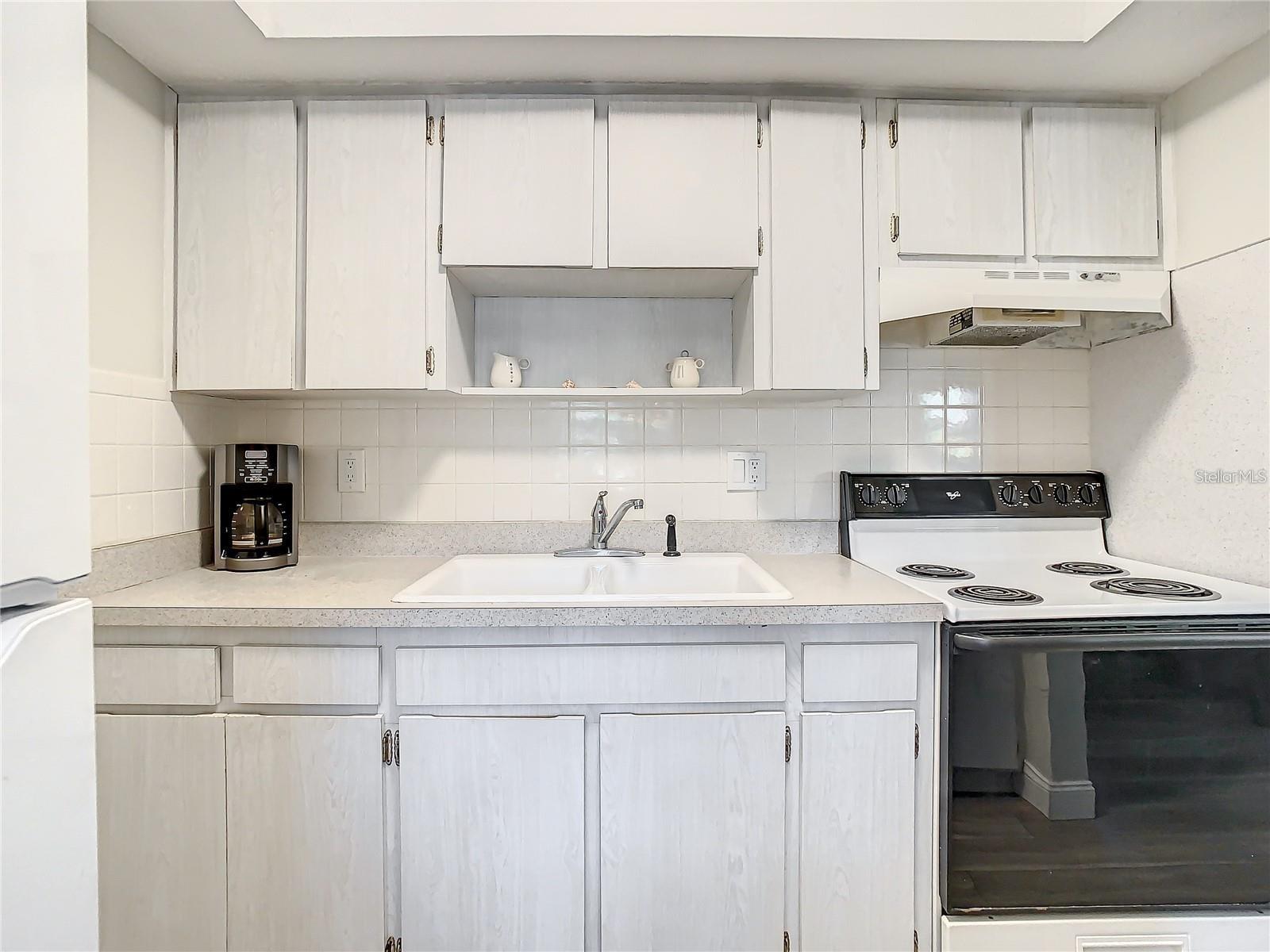 Image 13 of 26 For 841 Patricia Avenue 103