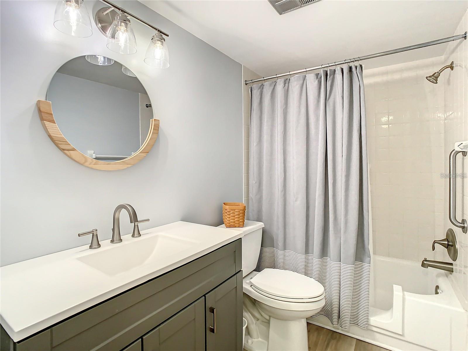 Image 16 of 26 For 841 Patricia Avenue 103