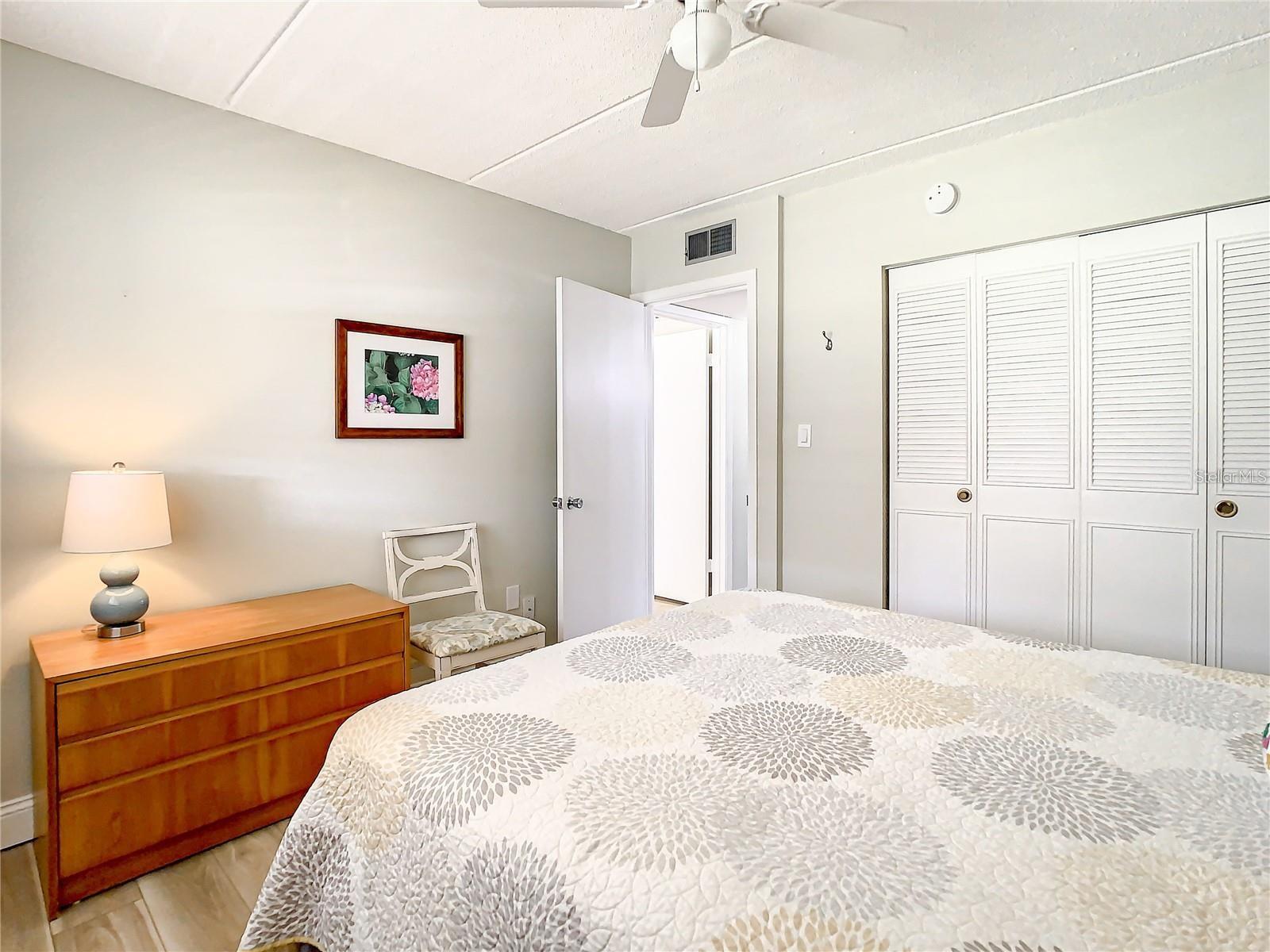 Image 20 of 26 For 841 Patricia Avenue 103