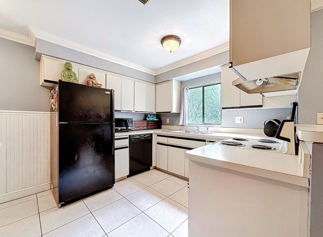 Image 11 of 35 For 3583 Whispering Oaks Lane 110