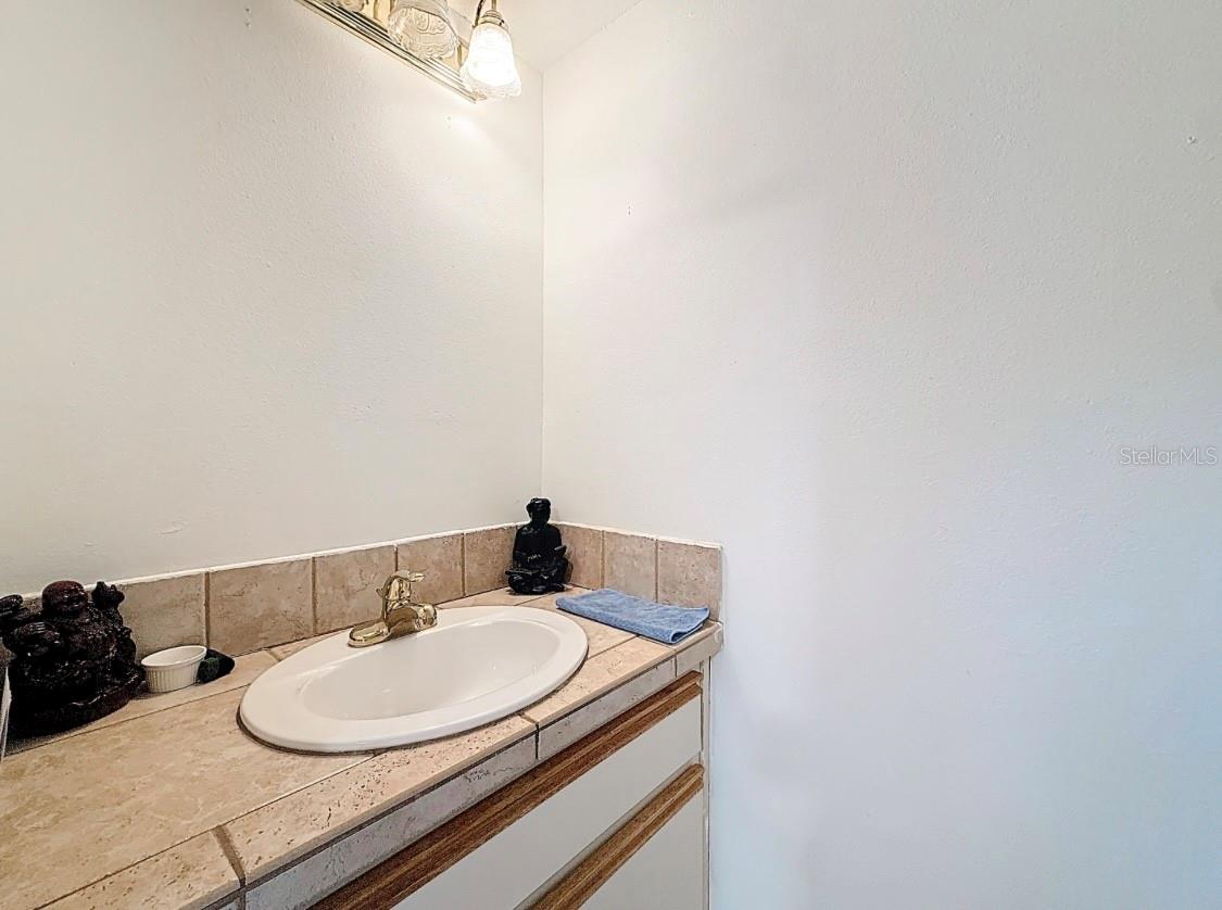 Image 16 of 35 For 3583 Whispering Oaks Lane 110