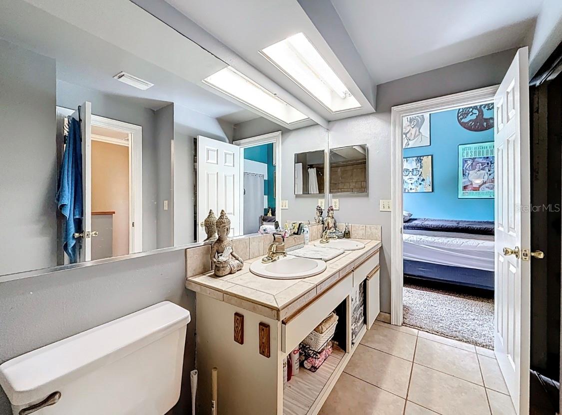 Image 25 of 35 For 3583 Whispering Oaks Lane 110