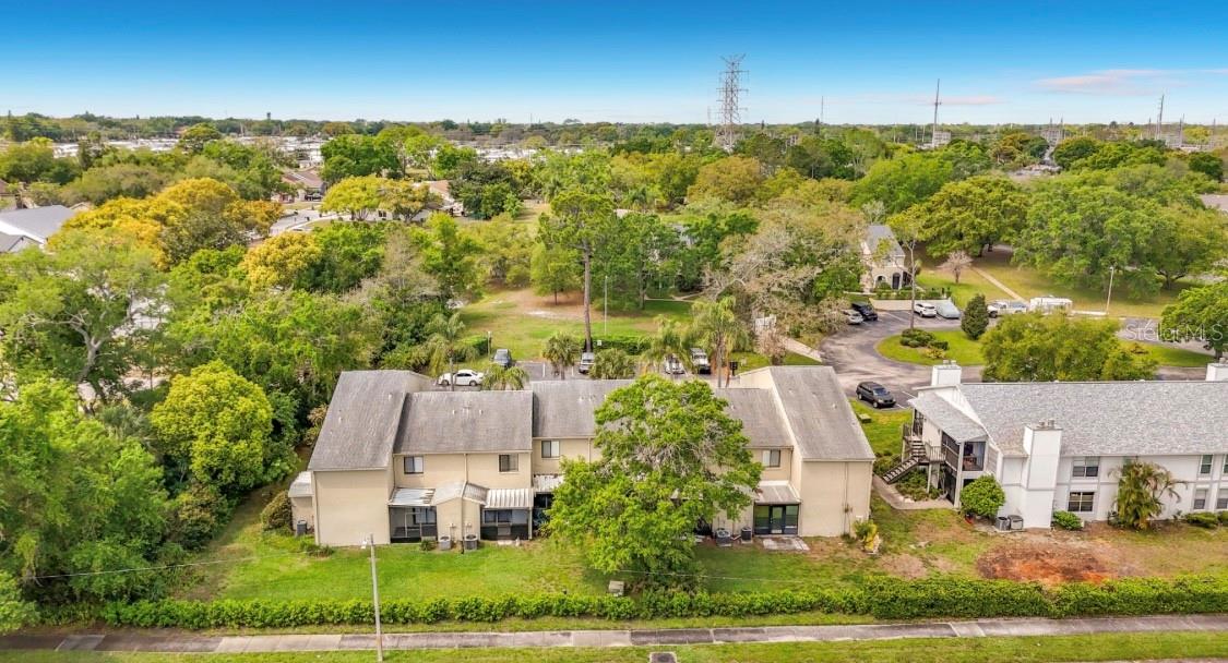 Image 32 of 35 For 3583 Whispering Oaks Lane 110