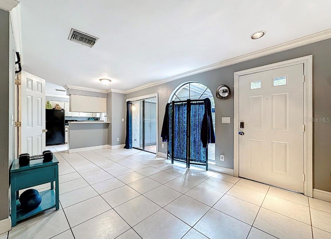 Image 7 of 35 For 3583 Whispering Oaks Lane 110