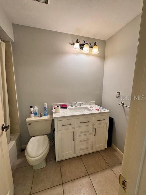 Image 12 of 14 For 5924 Clubside Drive