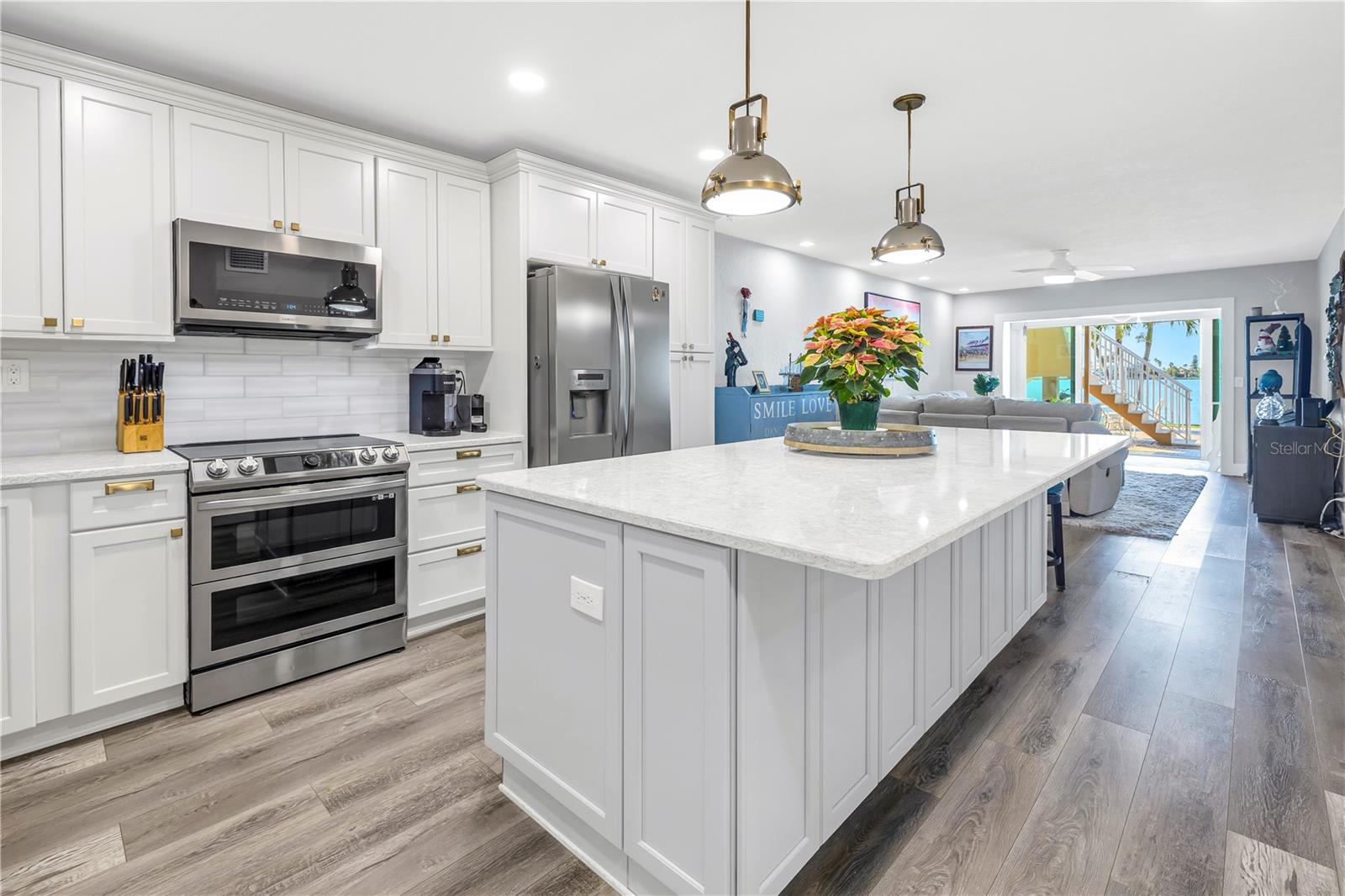 Image 12 of 72 For 800 Madonna Boulevard A