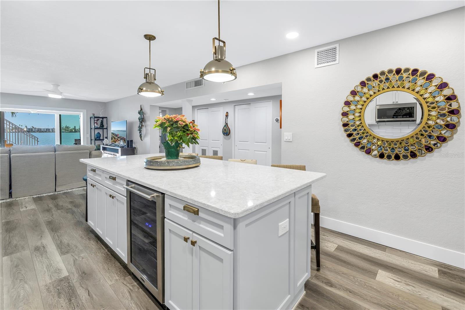 Image 16 of 72 For 800 Madonna Boulevard A