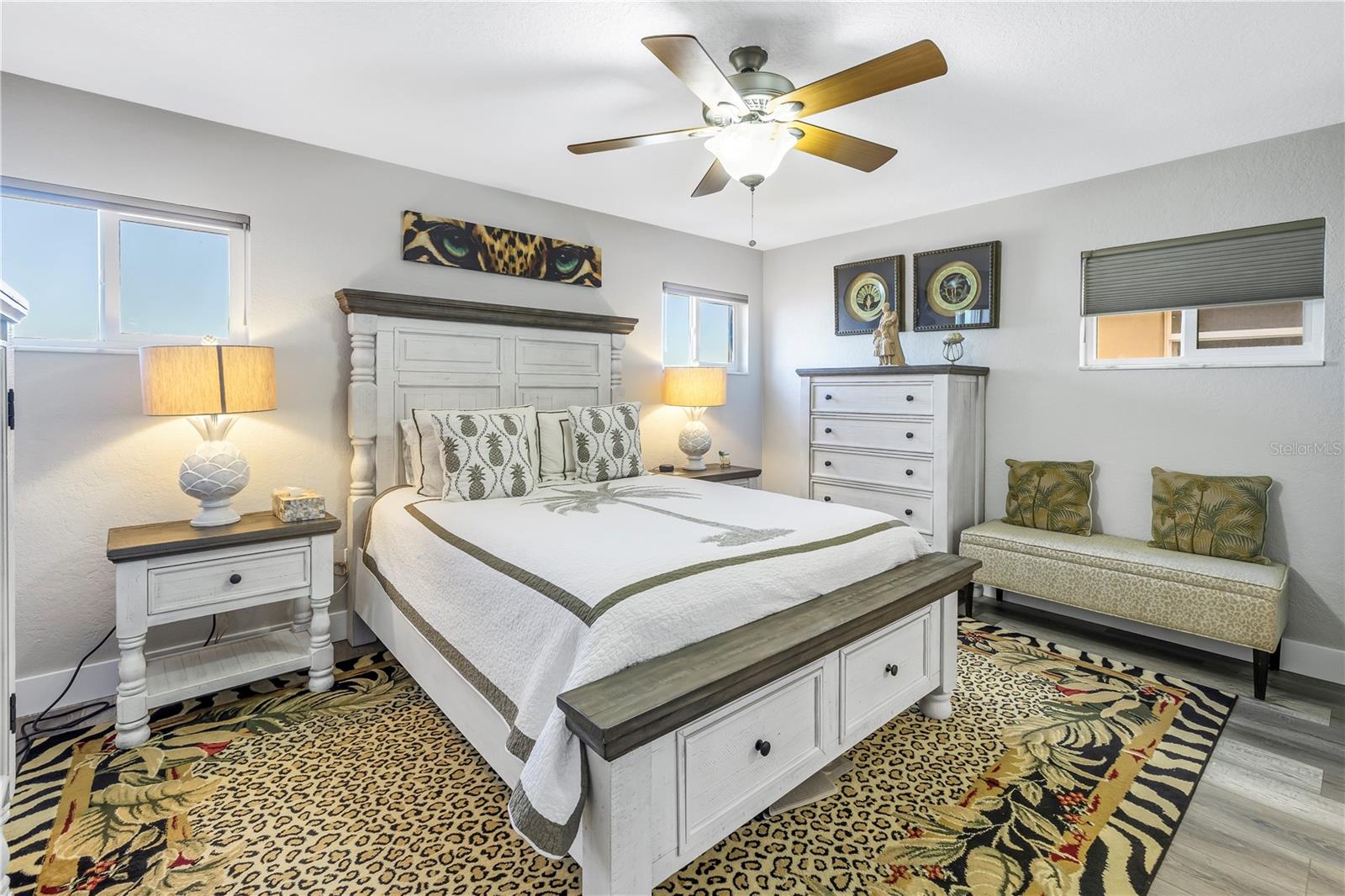 Image 32 of 72 For 800 Madonna Boulevard A