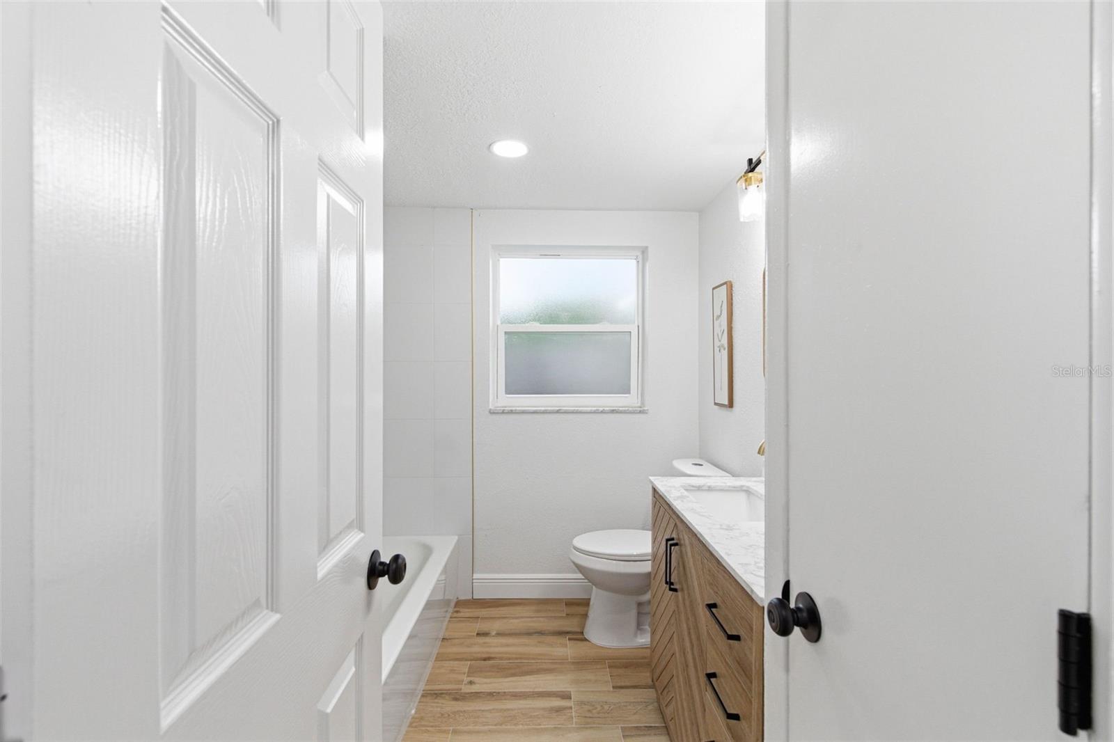 Image 32 of 80 For 7924 Talisman Drive