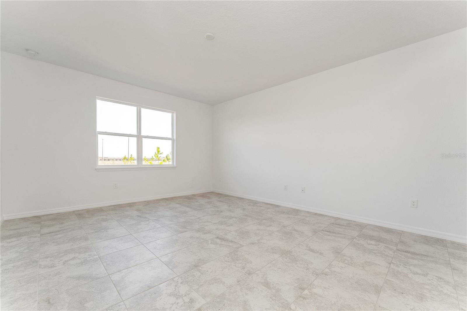 Image 21 of 46 For 7405 61st Street