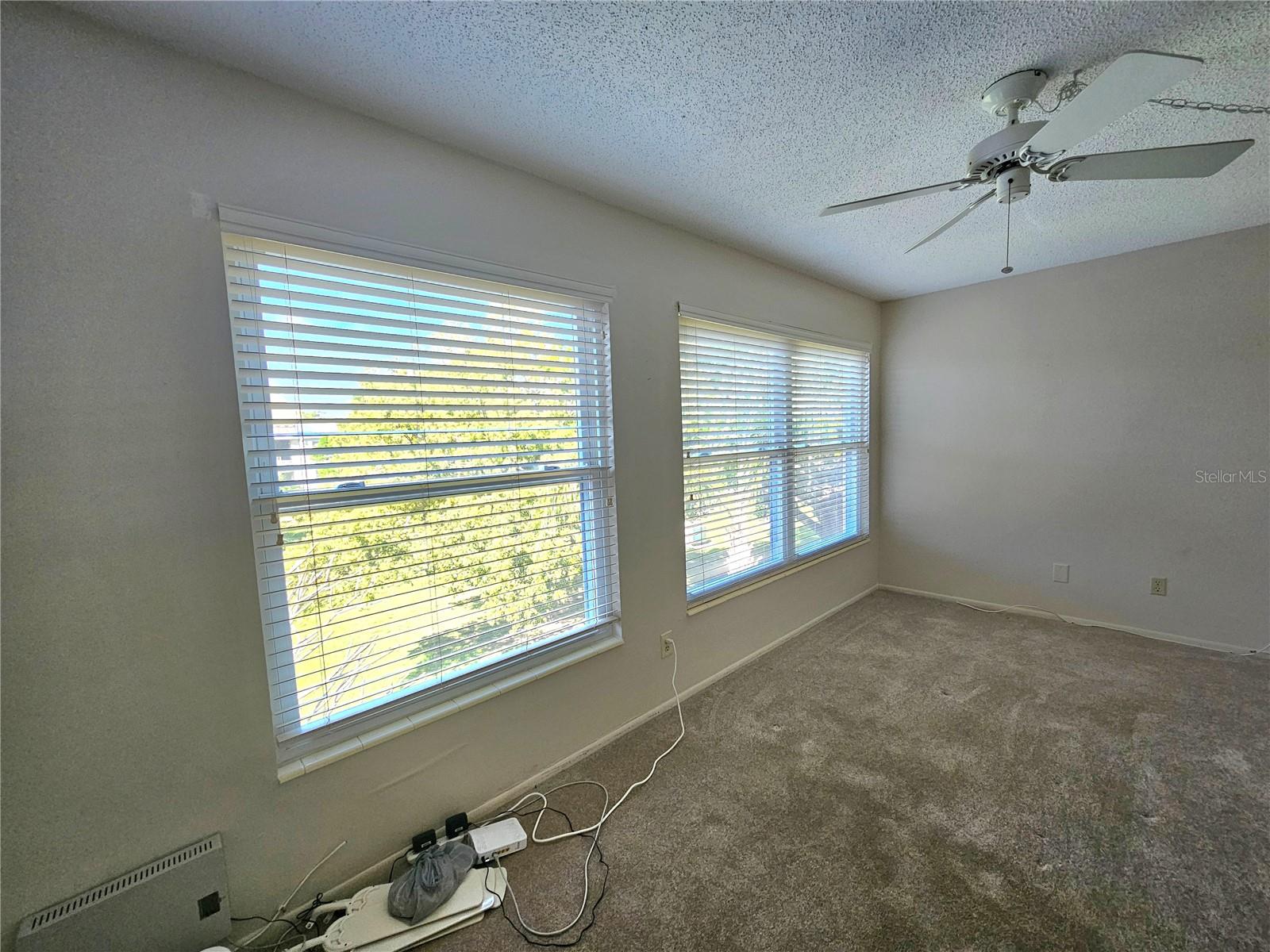 Image 10 of 62 For 2457 Ecuadorian Way 75