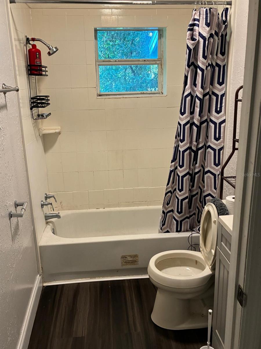 Image 4 of 5 For 315 Daniel Avenue