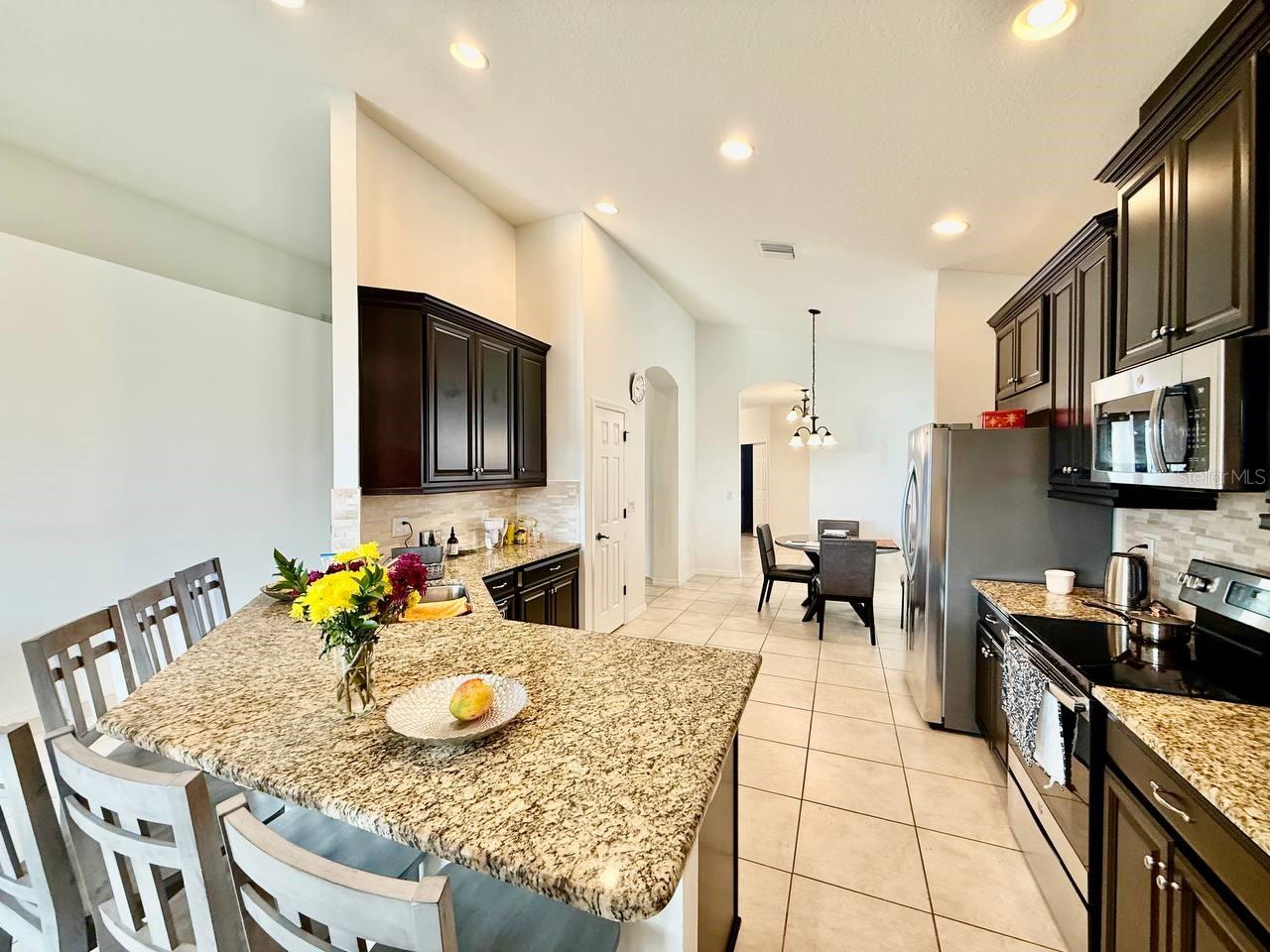 Image 10 of 40 For 7832 Red Hickory Place