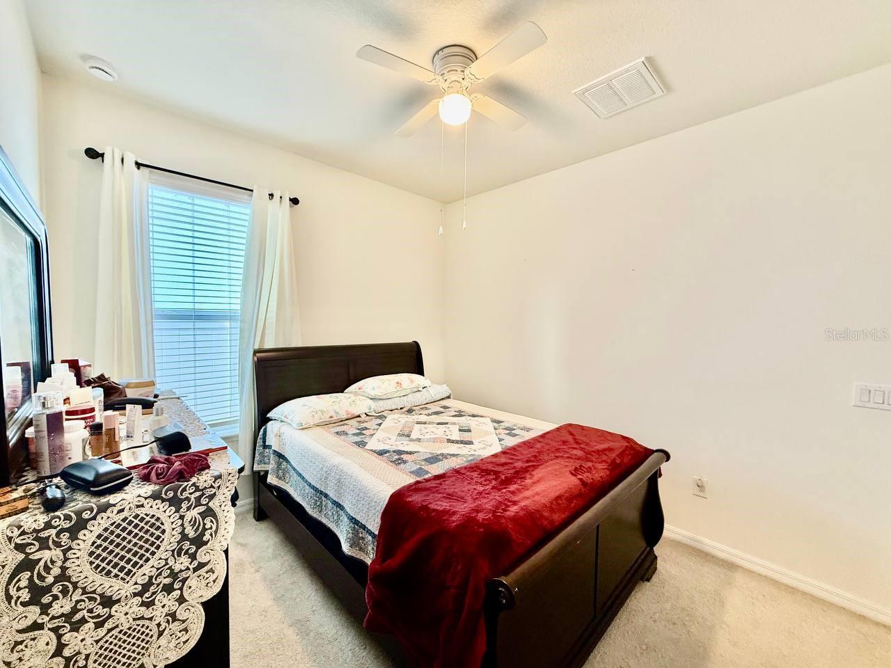 Image 21 of 40 For 7832 Red Hickory Place