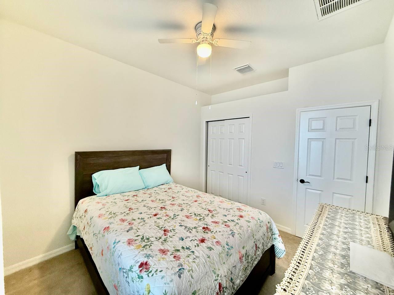 Image 24 of 40 For 7832 Red Hickory Place