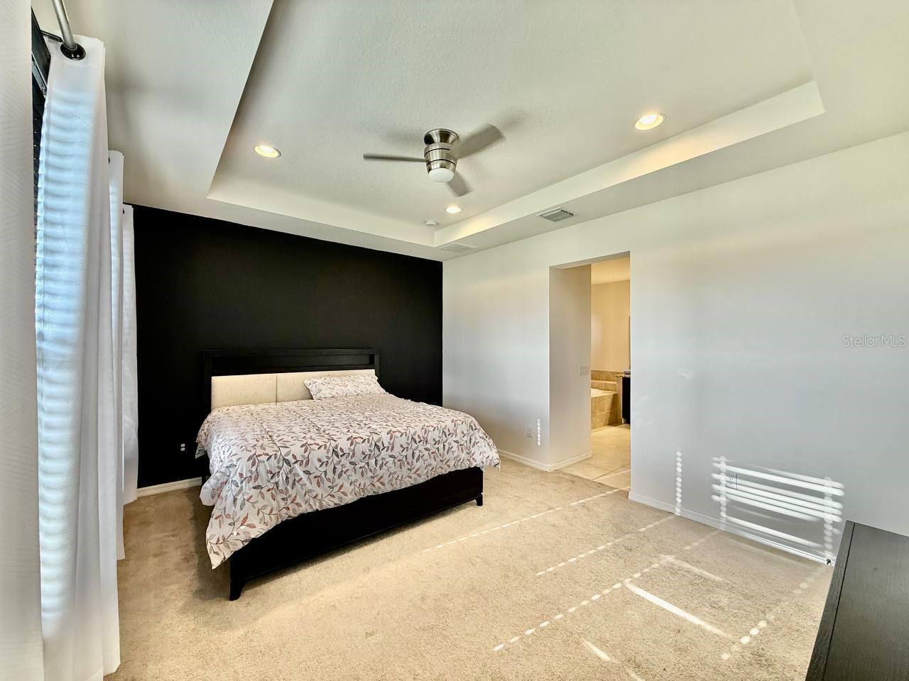 Image 28 of 40 For 7832 Red Hickory Place