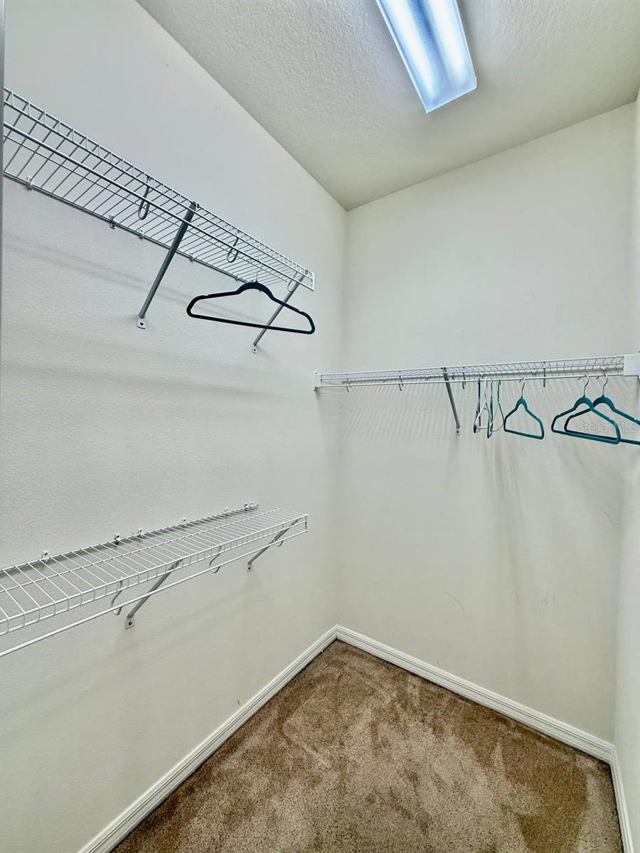 Image 32 of 40 For 7832 Red Hickory Place